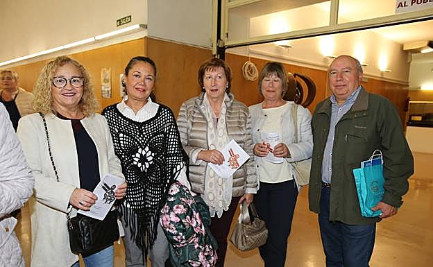 Eloísa Bajo, Ana Taboada, Mari Luz Román, Feli Jiménez y Ángel Elías.