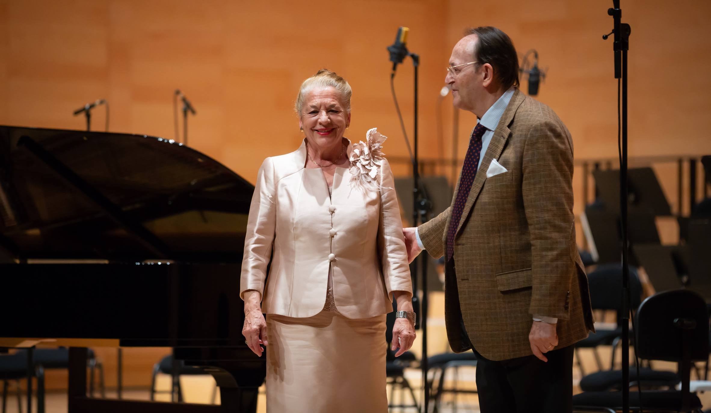 Este miércoles ha tenido lugar en el Riojafórum el festival de piano donde se galardonó a los pianistas vencedores de las diferentes categorías. Una jornada lúdica donde se interpretaron algunas de las piezas más conocidas del género musical