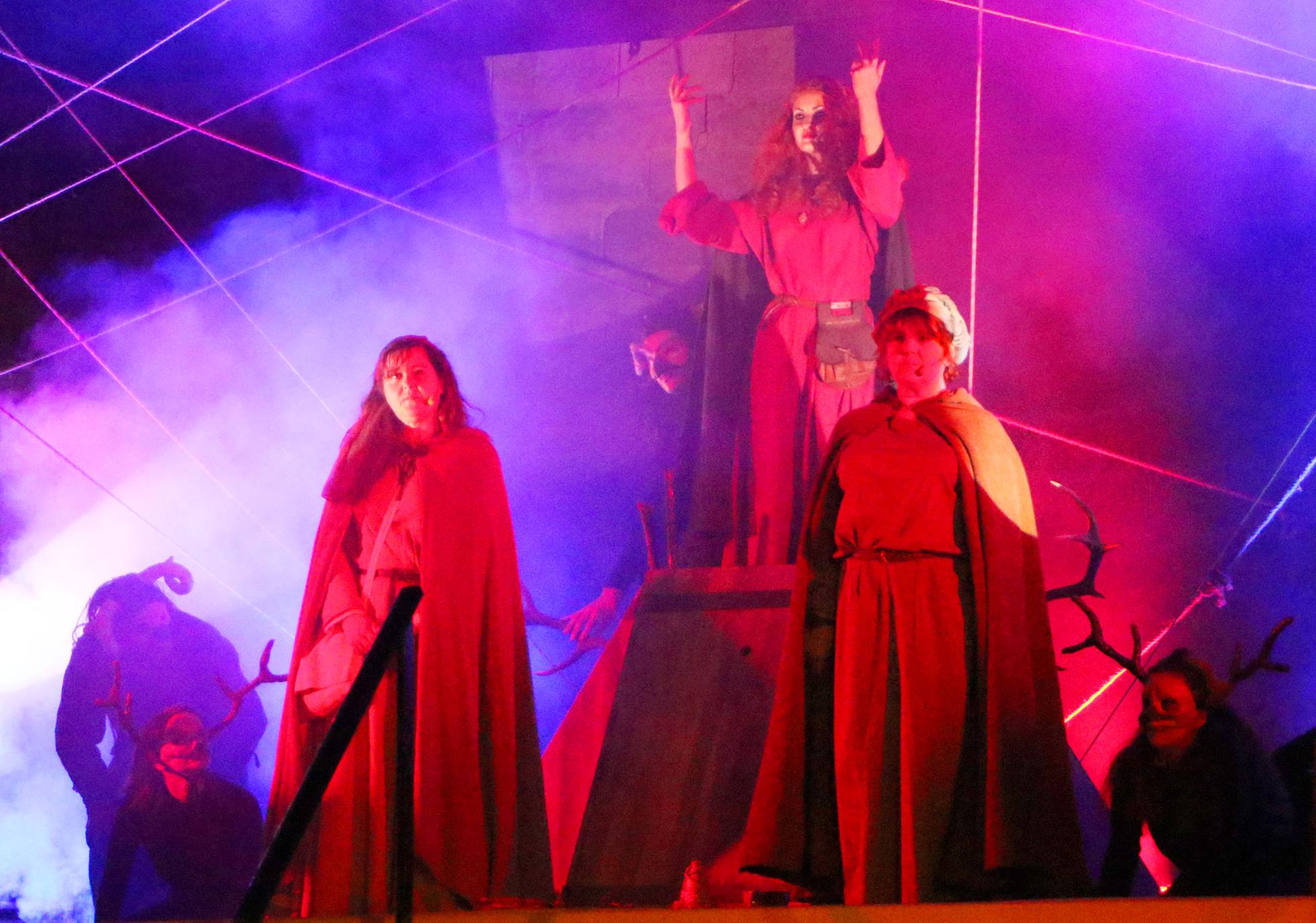 Fotos: La primera jornada de actos de las brujas de Zugarramurdi