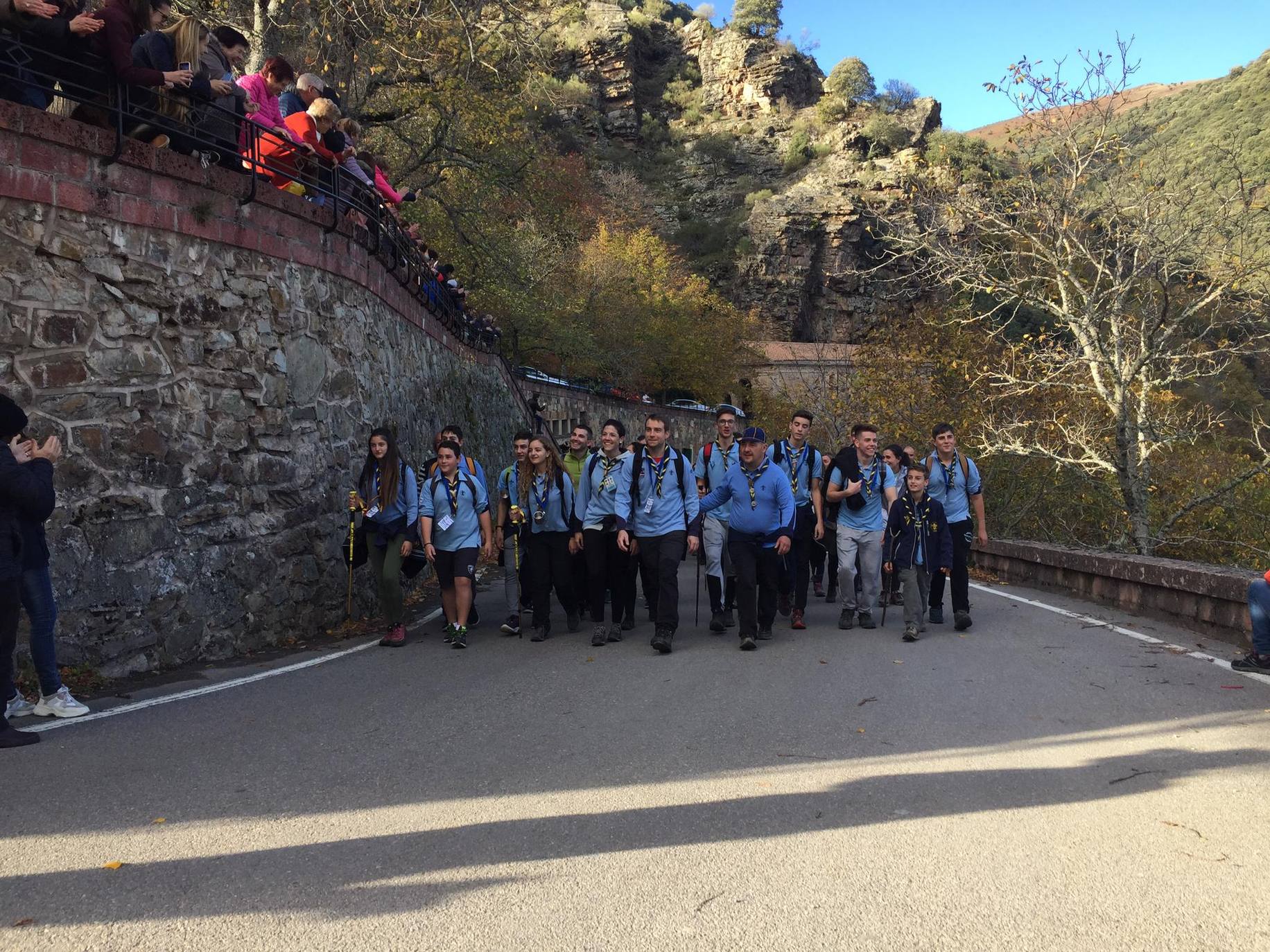 La Valvanerada Scout llega emocionada a su destino