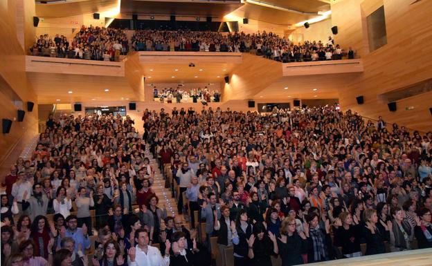 El auditorio del Riojafórum con aforo completo en el Foro de Espiritulidad 2018