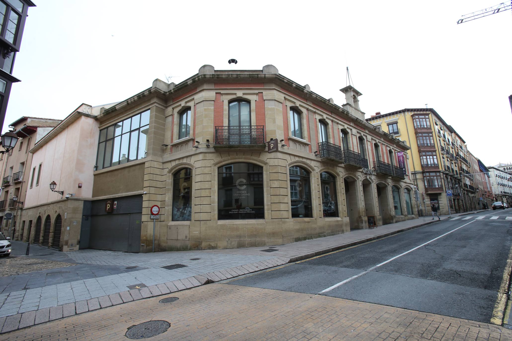 Visita guiada por los edificios del Luis Barrón en Logroño