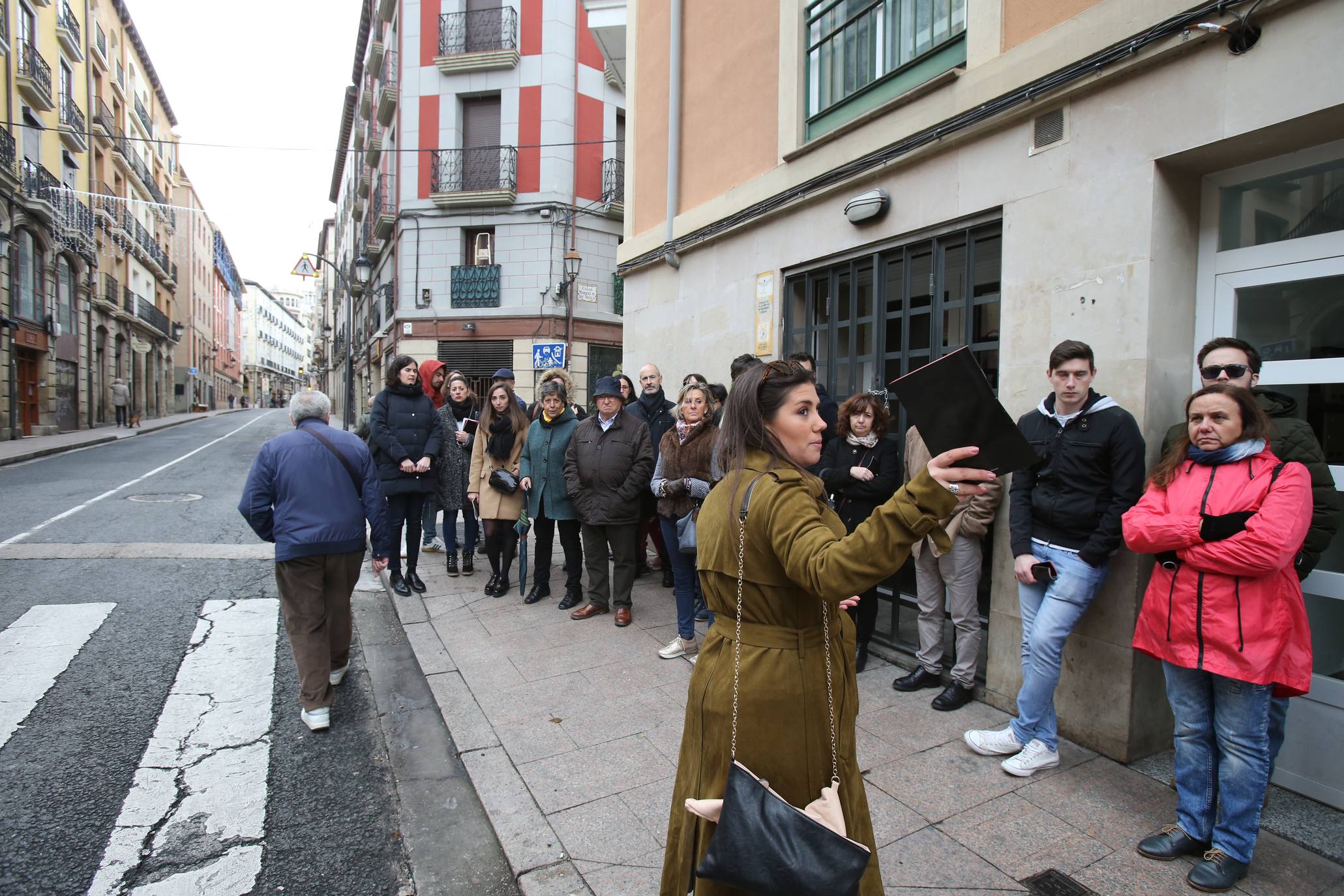 Visita guiada por los edificios del Luis Barrón en Logroño