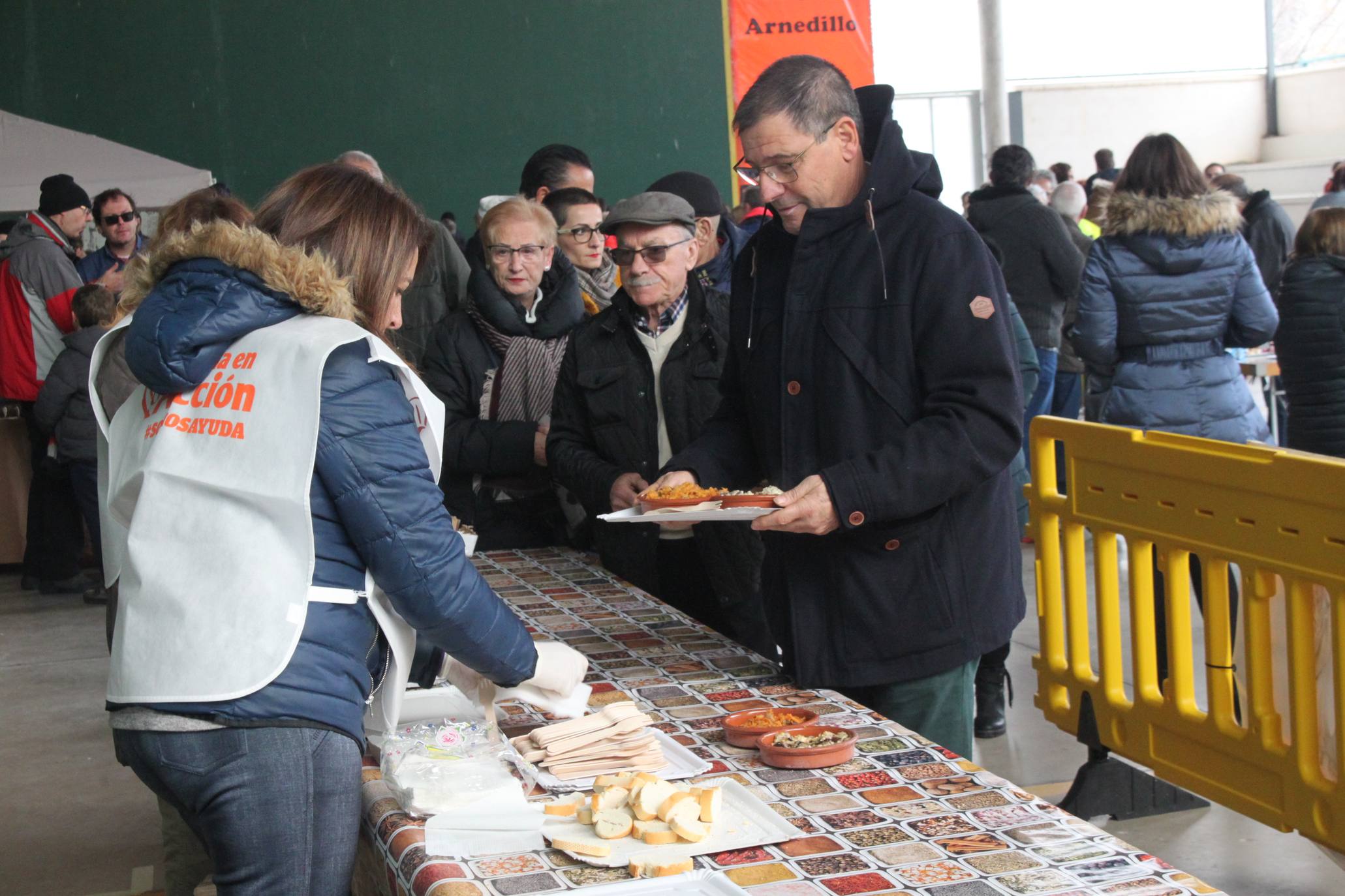Cientos de personas se han acercado a la localidad riojabajeña. 