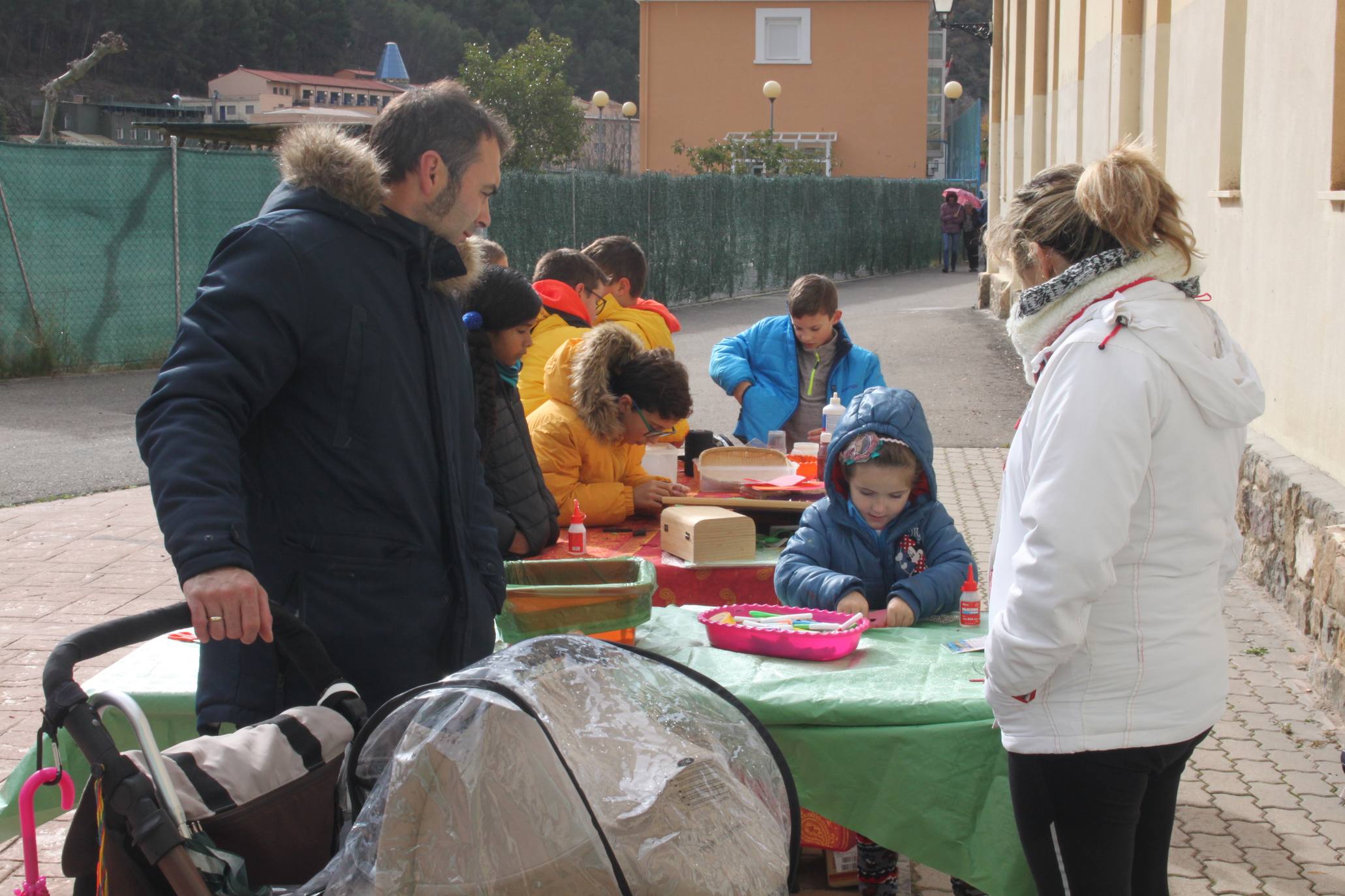 Cientos de personas se han acercado a la localidad riojabajeña. 