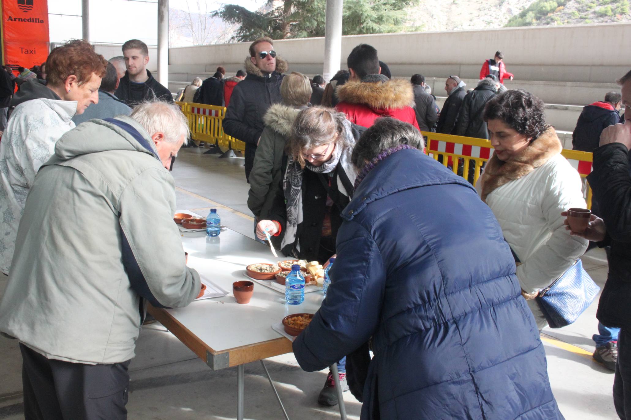 Cientos de personas se han acercado a la localidad riojabajeña. 