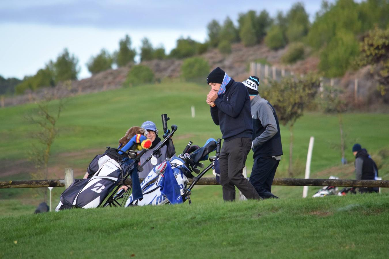 Los jugadores disfrutaron de una gran jornada de golf.