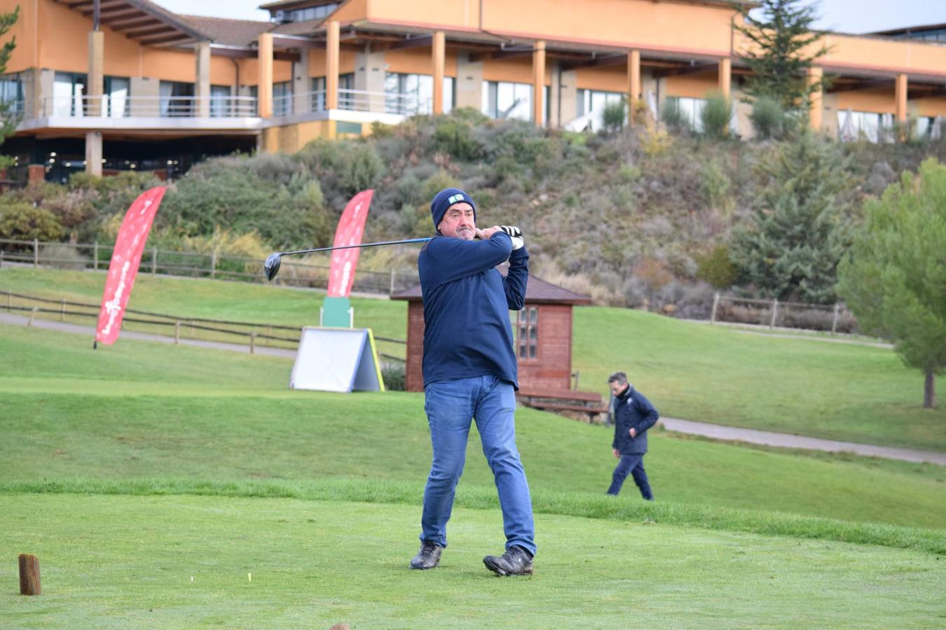 Los jugadores disfrutaron de una gran jornada de golf.