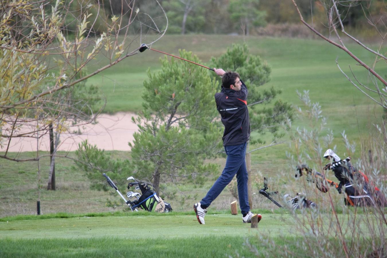 Los jugadores disfrutaron de una gran jornada de golf.