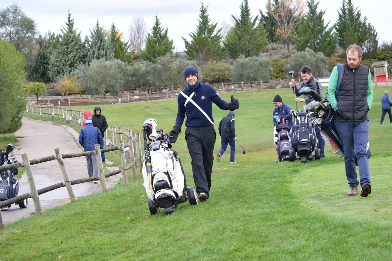 Los jugadores disfrutaron de una gran jornada de golf.