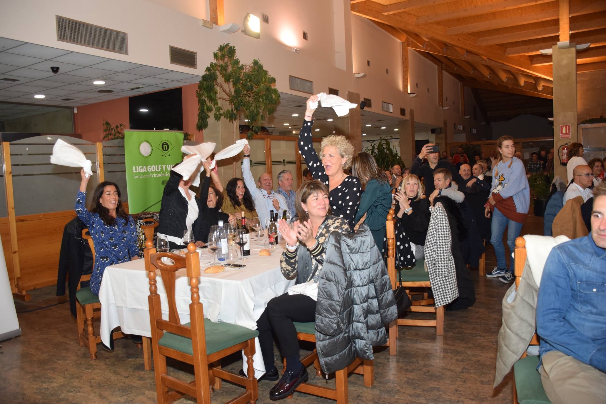 La Liga de Golf y Vino puso el broche de oro con una cena de confraternización.