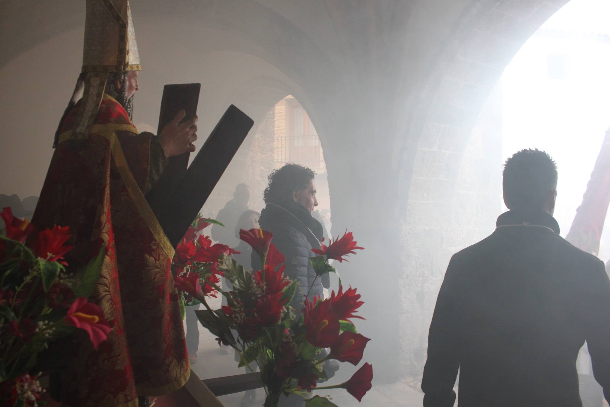 Impresionante, como cada año, la Procesión del Humo de Arnedillo. 