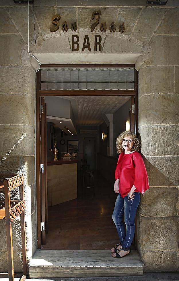 Mari Sol, cuando defendía el bar San Juan. 