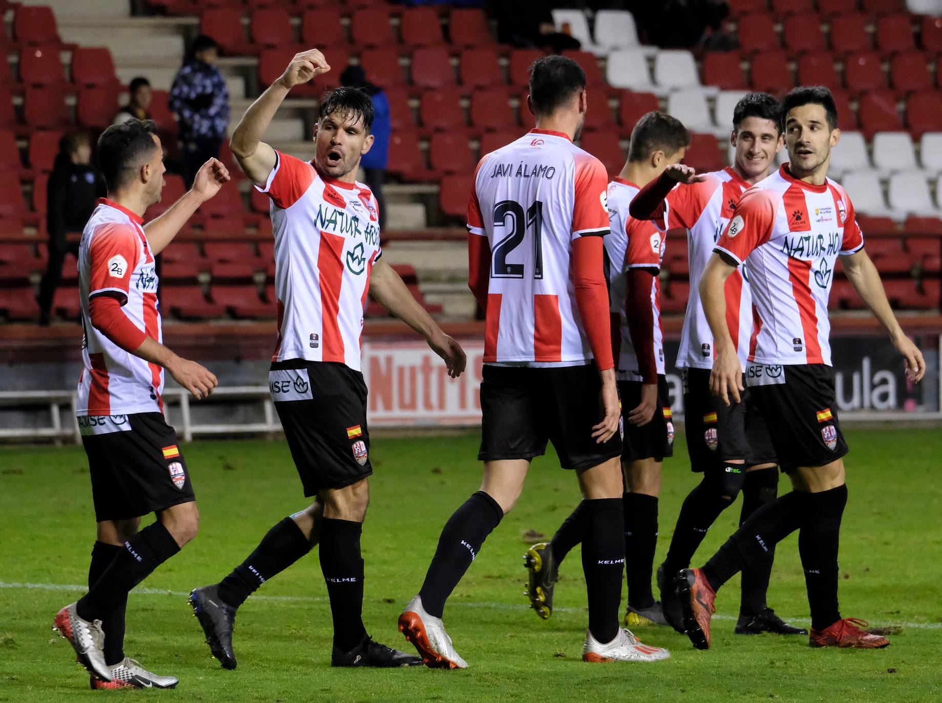 Los blanquirrojos se han impuesto en Las Gaunas con los goles de Olaetxea y Javi Álamo. 