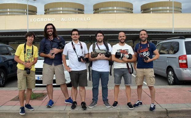 Borja Sáenz, a la izquierda, con otros 'spotters', en agosto.