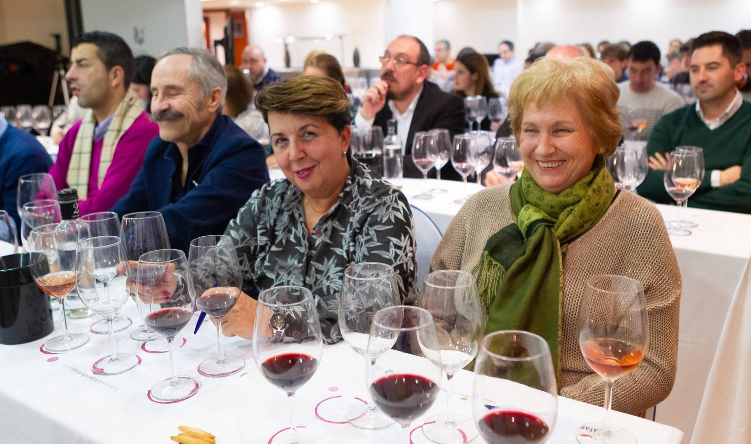 Roberto de Carlos, enólogo de Carlos Serres, presentó anoche la nueva gama Onomástica de esta centenaria bodega jarrera en el Club de Catas.
