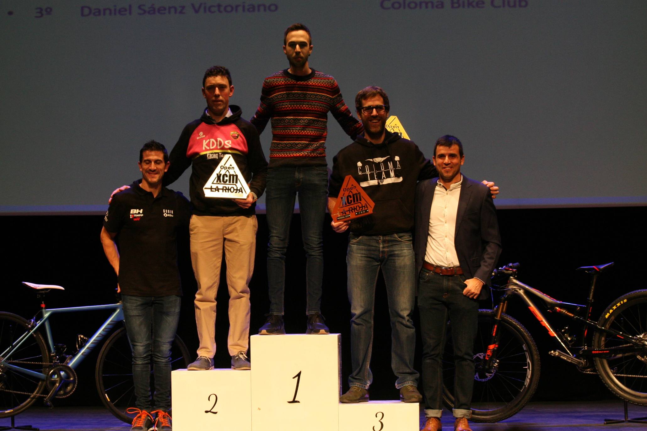 La cita se ha celebrado este sábado en el teatro Cervantes. 