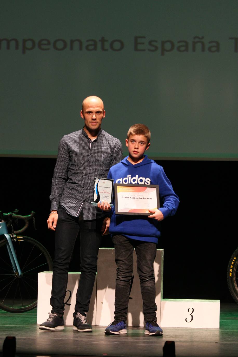 La cita se ha celebrado este sábado en el teatro Cervantes. 