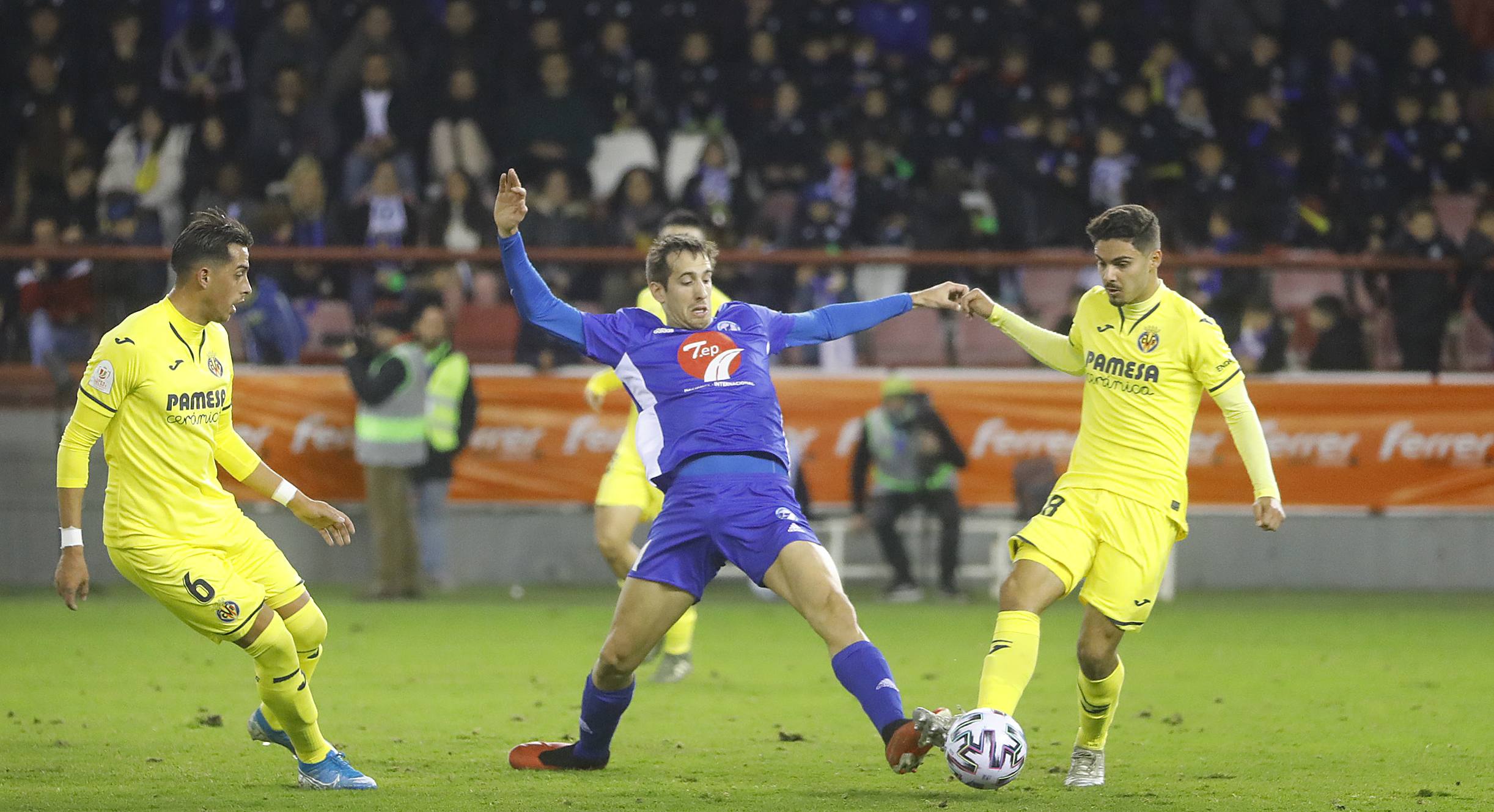 Fotos: El Comillas cae ante el Villarreal en la Copa del Rey