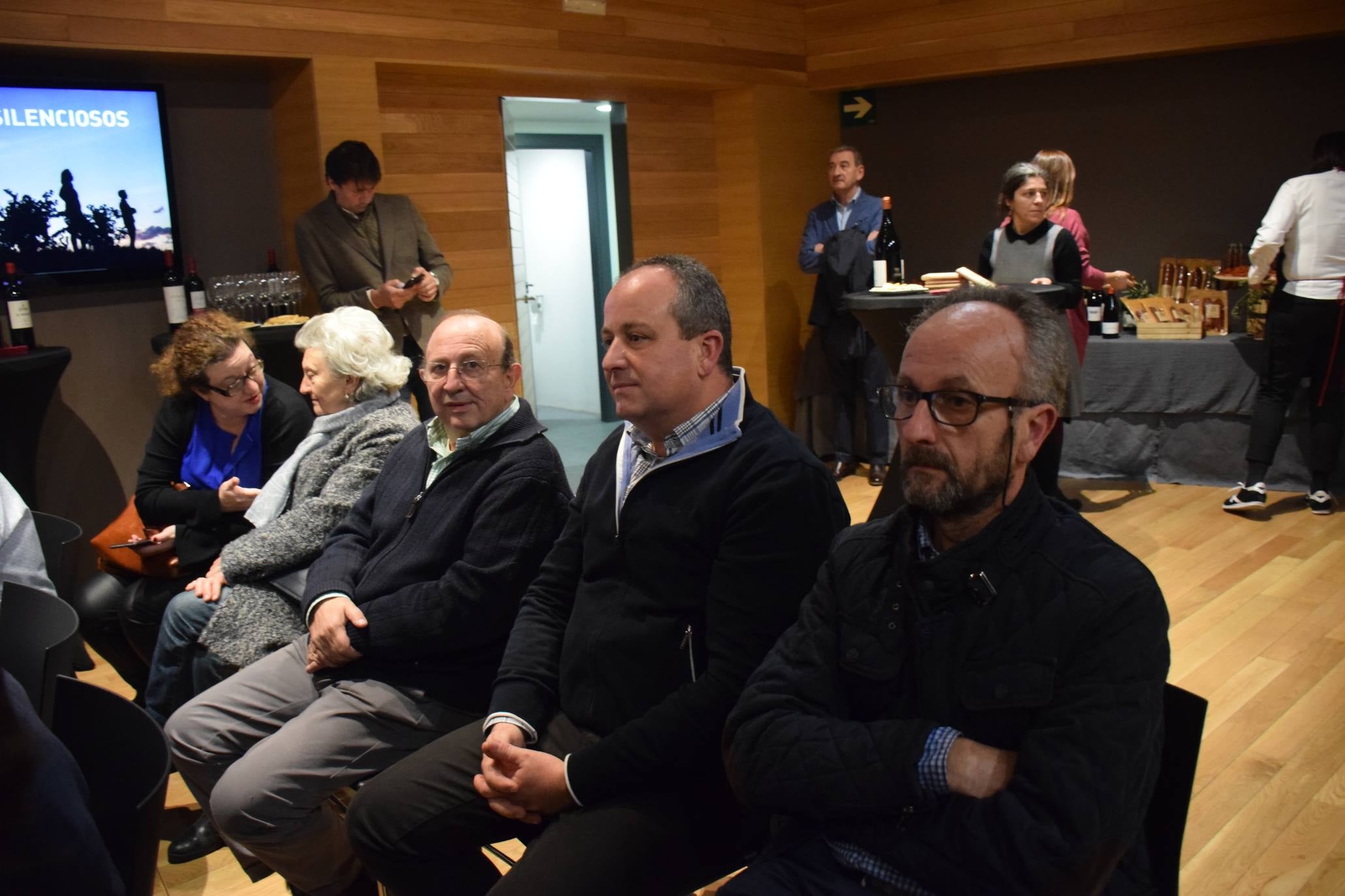 Fotos: Alberto Gil y Antonio Remesal presentan en el Espacio Lagares el libro-guía &#039;Rioja: vinos silenciosos&#039;