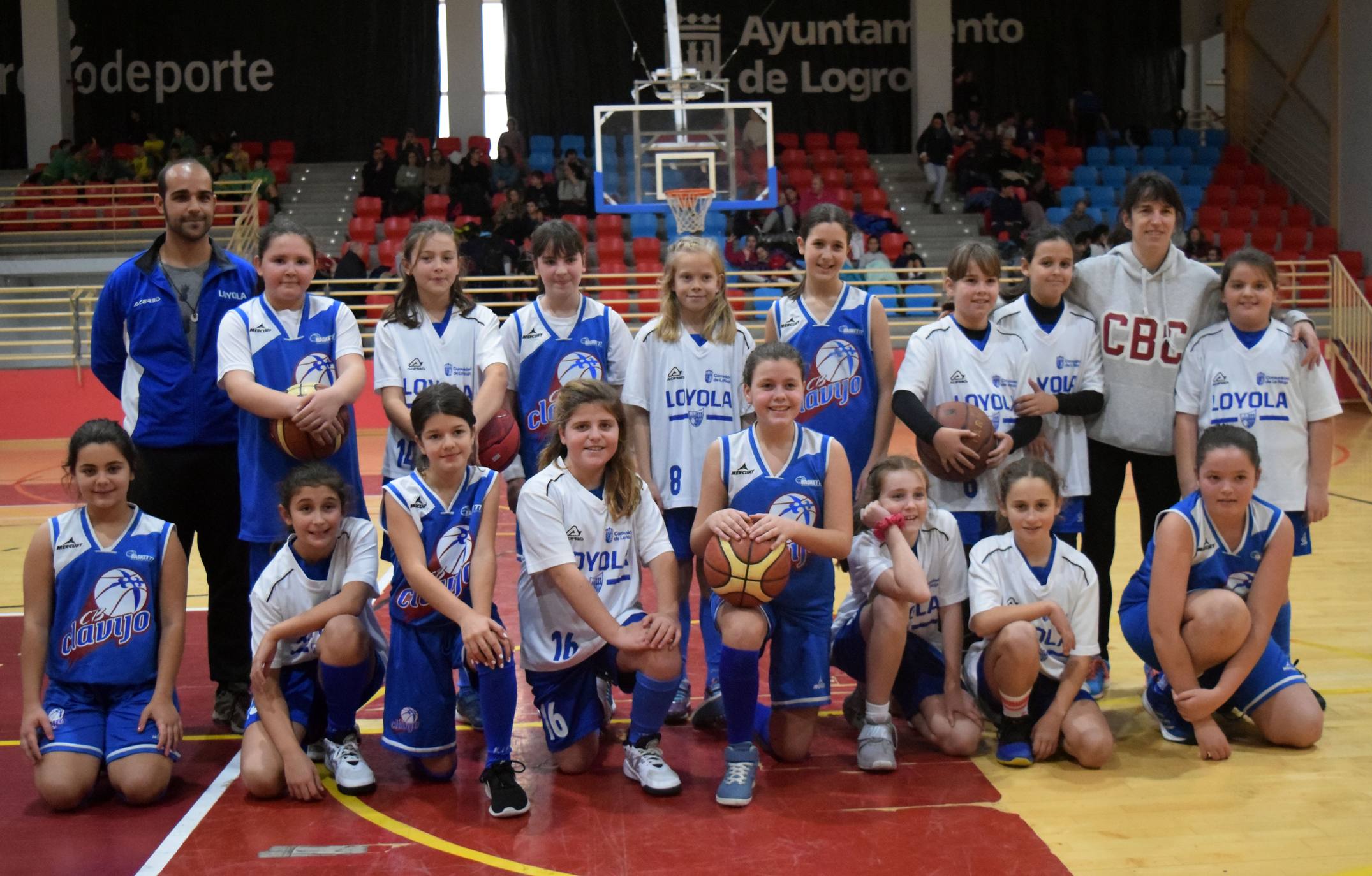 Este viernes les ha llegado el turno a los jugadores de minibasket en Lobete