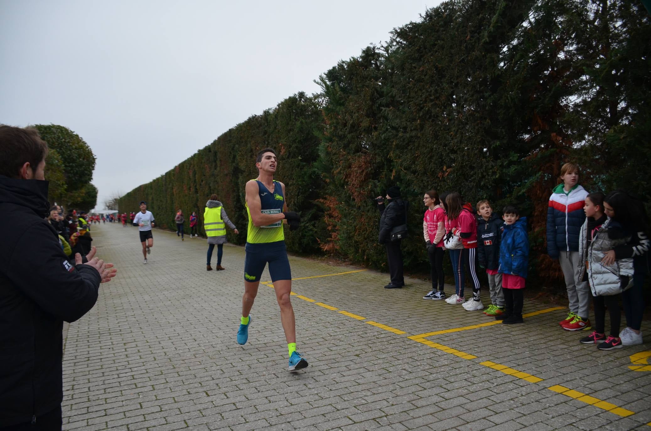 Humor y disfraces en la San Silvestre de Calahorra