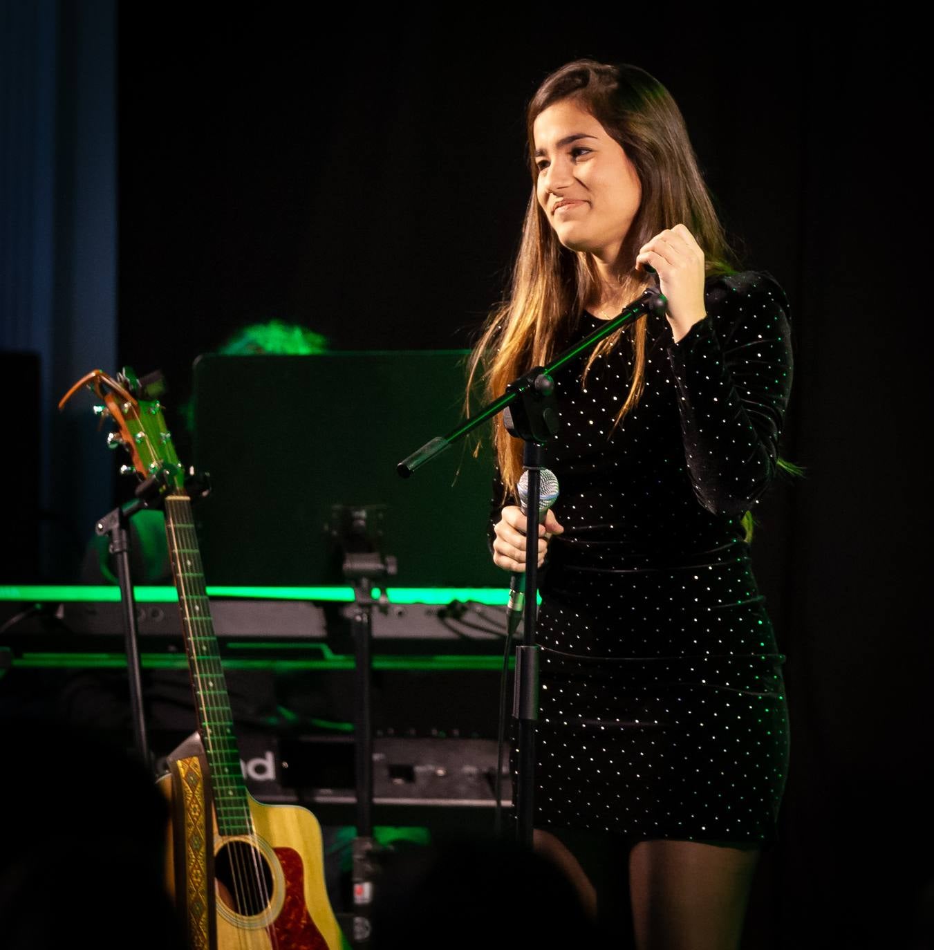 La concursante de OT ha ofrecido una recital en el Círculo Logroñés.