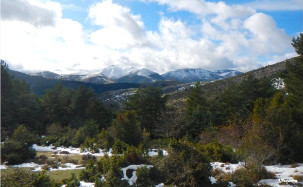 Imagen principal - Excursión a Cerrauco con nieve