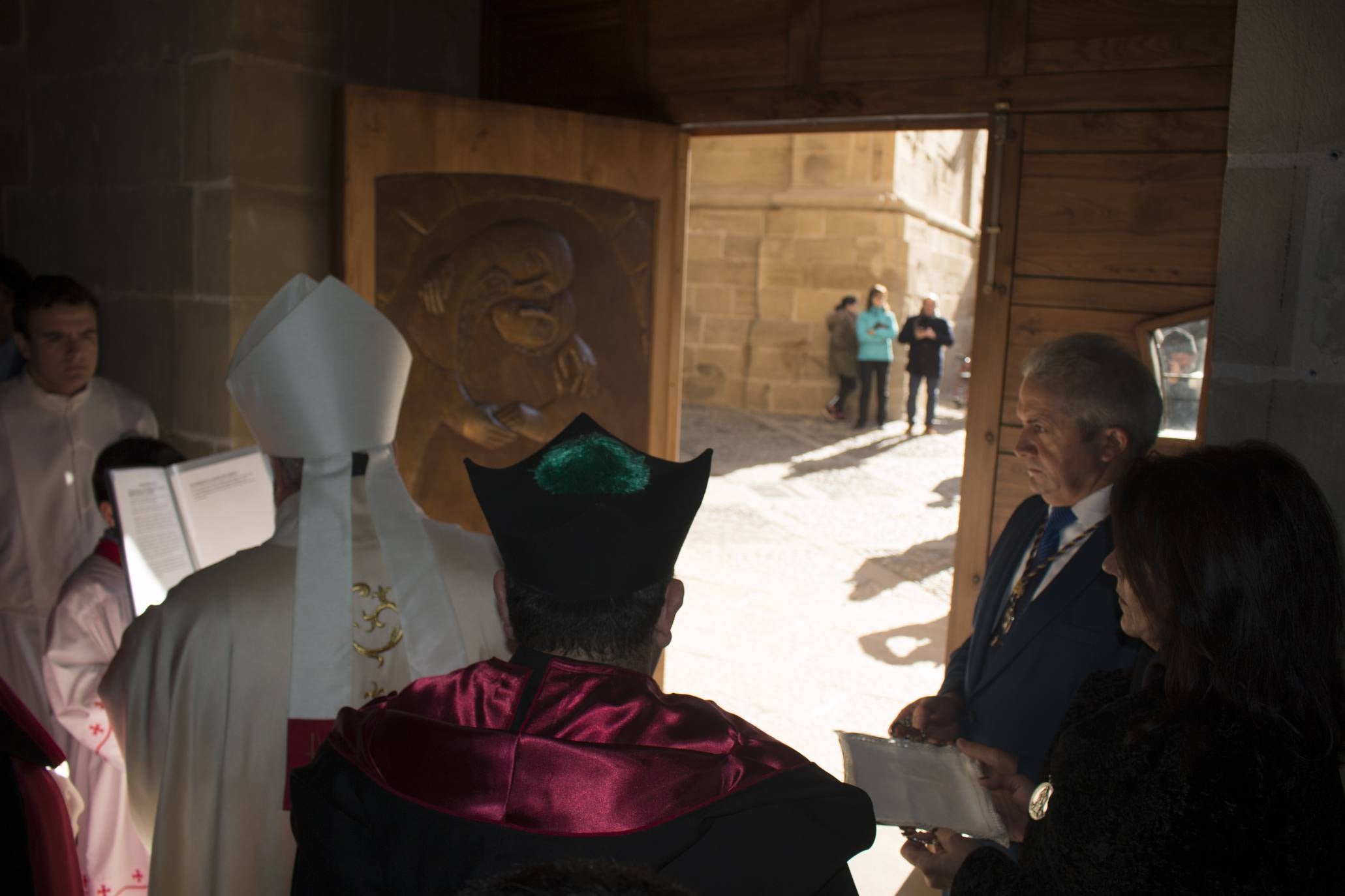 El cardenal Juan José Omella ha presidido este domingo los actos organizados para cerrar el segundo especial periodo de Gracia concedido a la ciudad por la Santa Sede