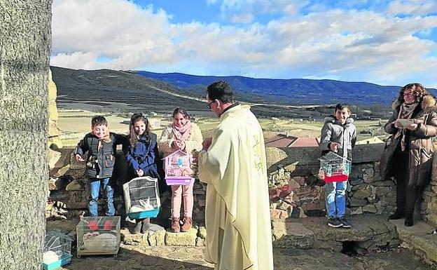 En Grávalos, también se celebró la bendición de animales.