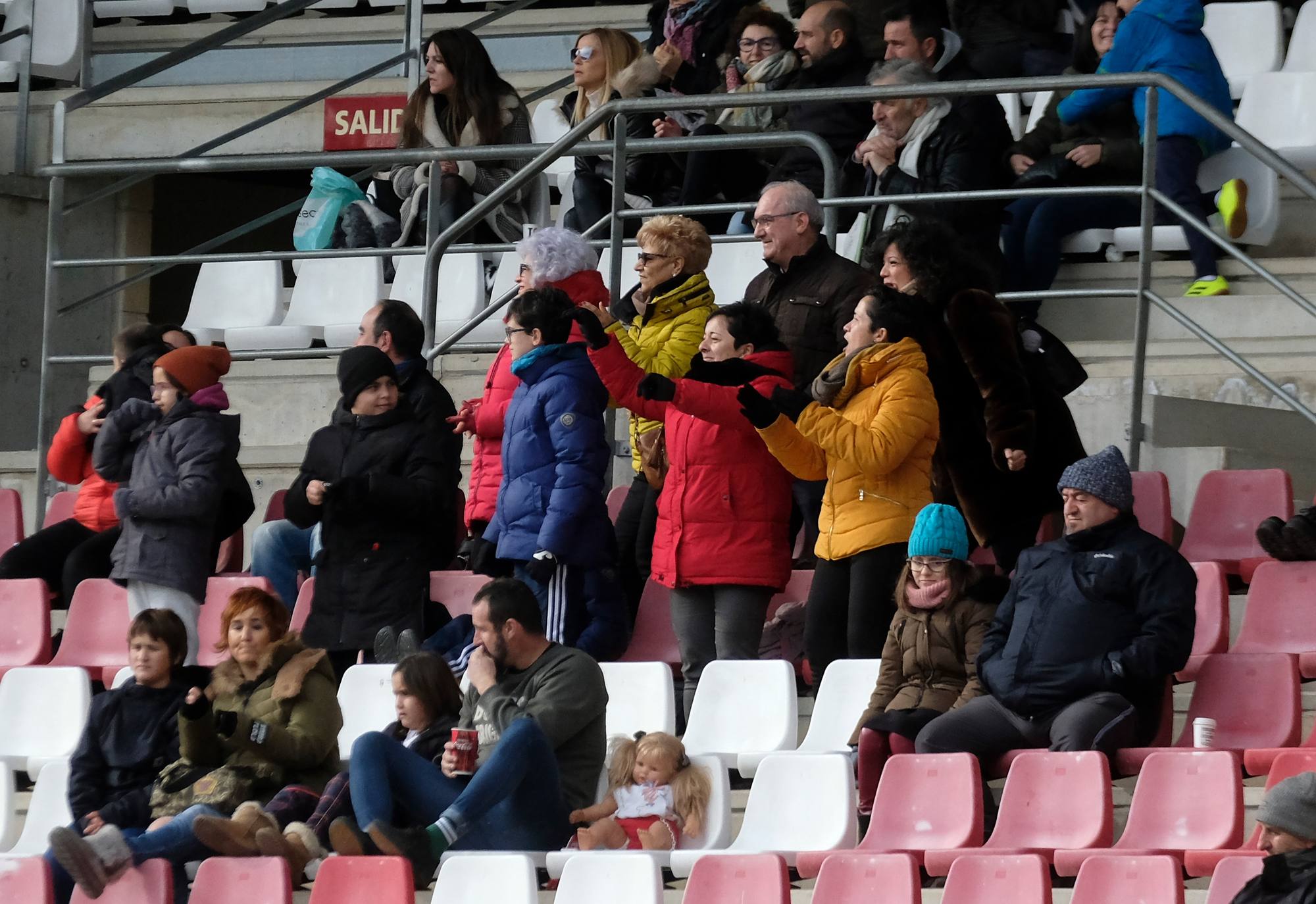 Riojanas y canarias han firmado tablas en Las Gaunas y la delantera zambiana se ha despedido de la afición riojana.