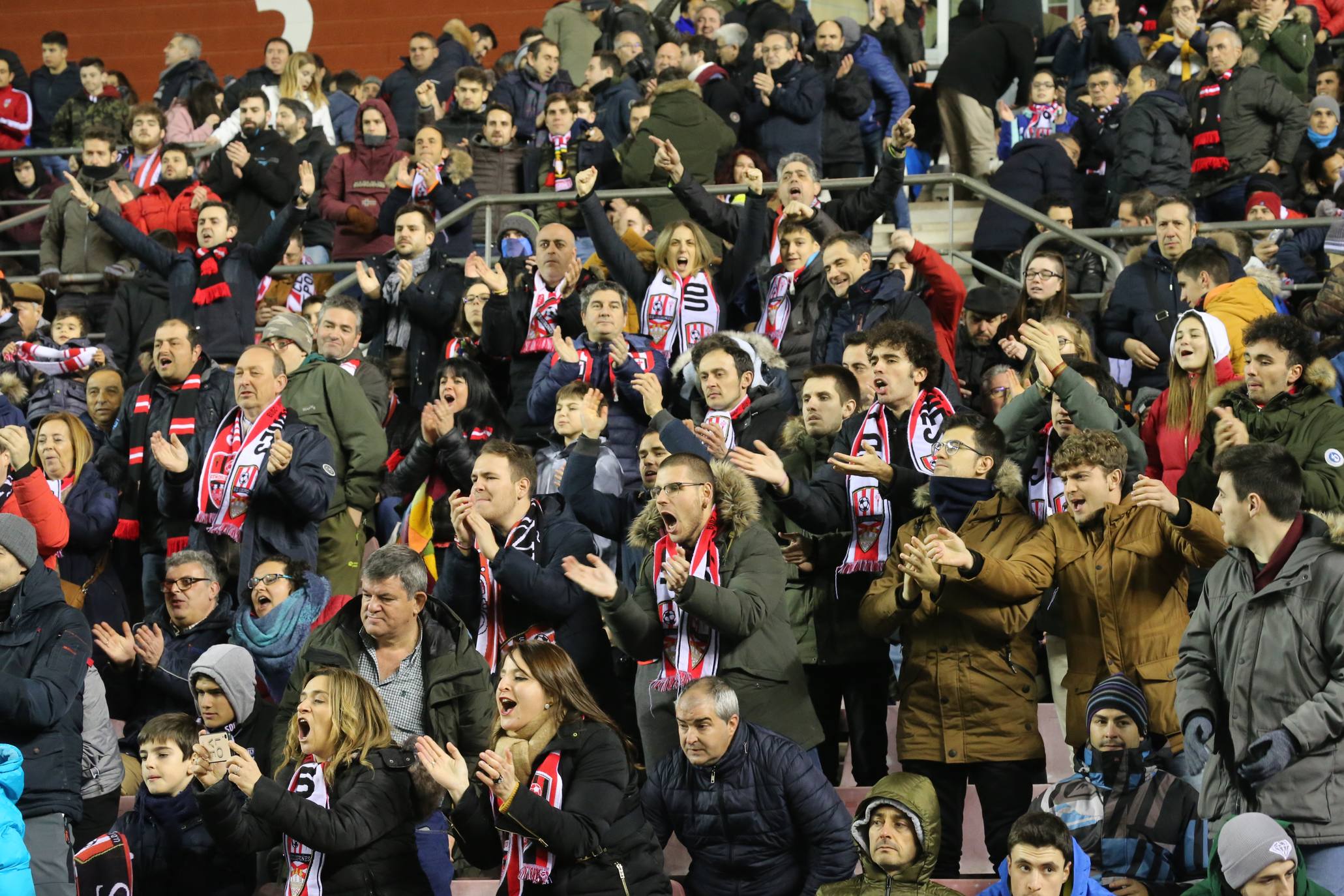 Más de 11.000 espectadores se han dado cita en el Campo Municipal