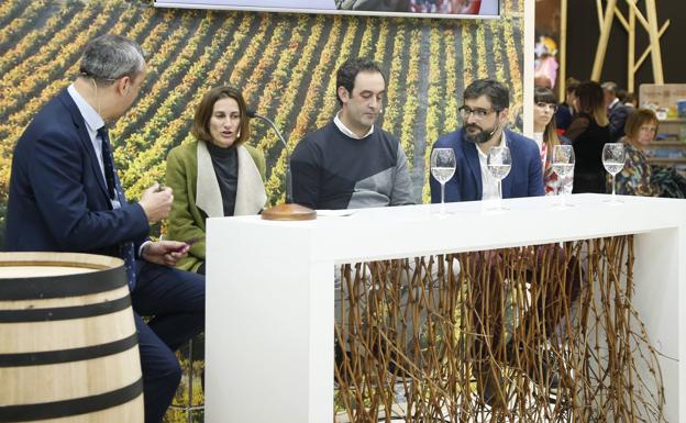 La mesa tertulia puso el broche de oro a la jornada en Fitur. 