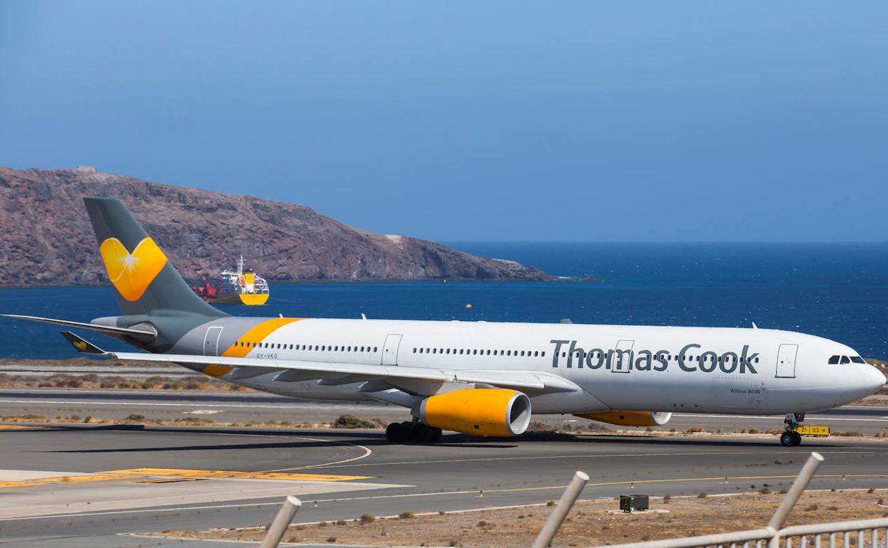 Avión de Thomas Cook en Las Palmas. 