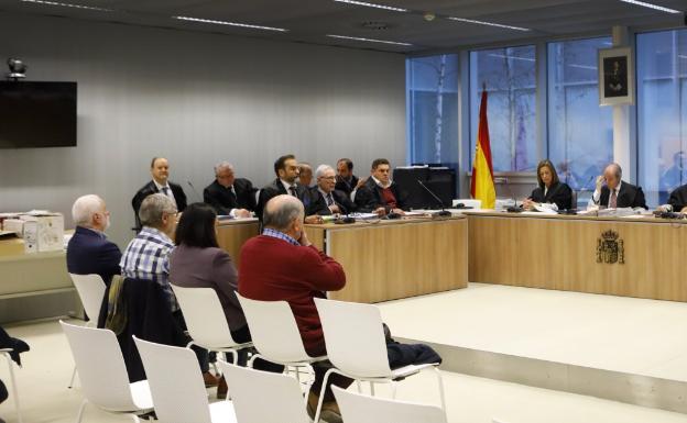 Los acusados, durante la sesión de juicio 