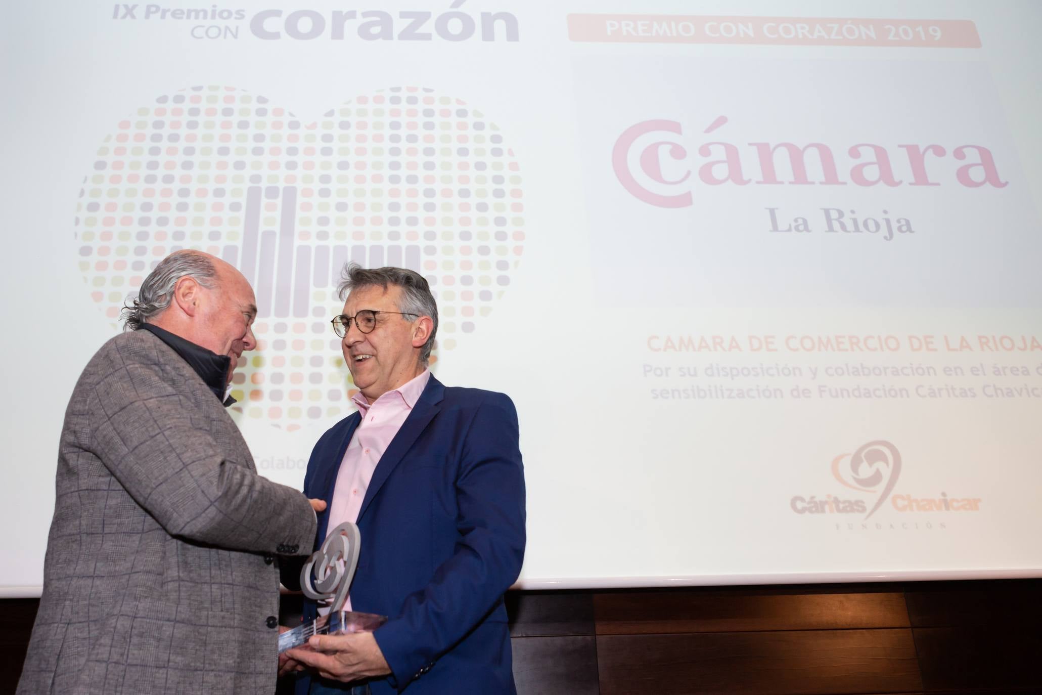 Fotos: La Fundación Cáritas Chavicar entrega sus IX Premios con Corazón a ESD, Lares La Rioja y la Cámara de Comercio
