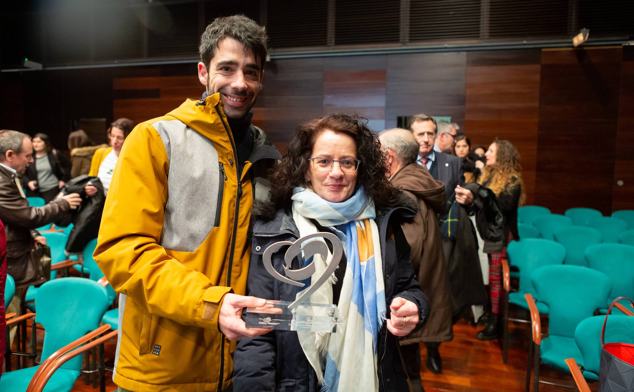 Fotos: La Fundación Cáritas Chavicar entrega sus IX Premios con Corazón a ESD, Lares La Rioja y la Cámara de Comercio