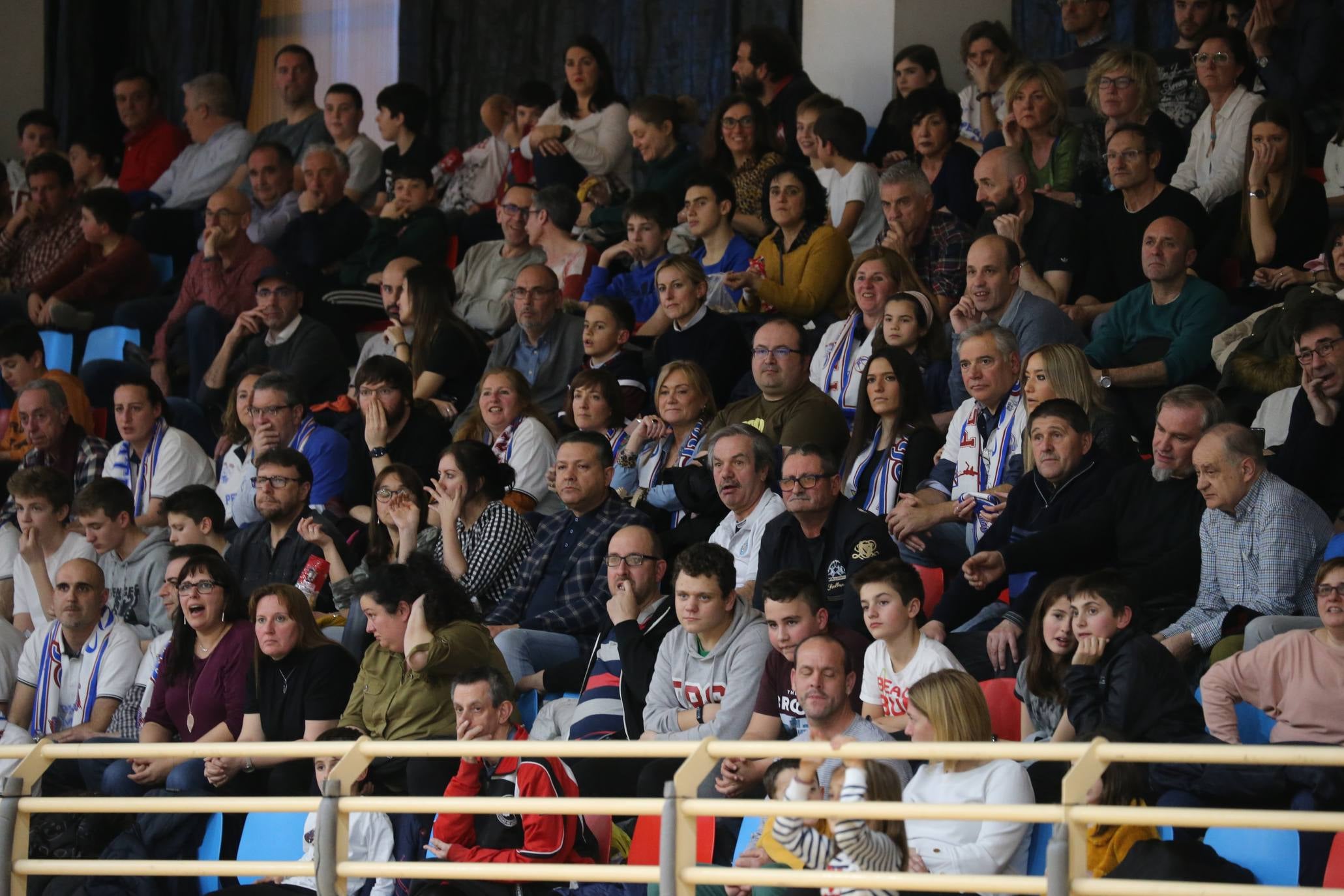 Fotos: El Rioja Vega pierde ante el Marbella y jugará por la permanencia