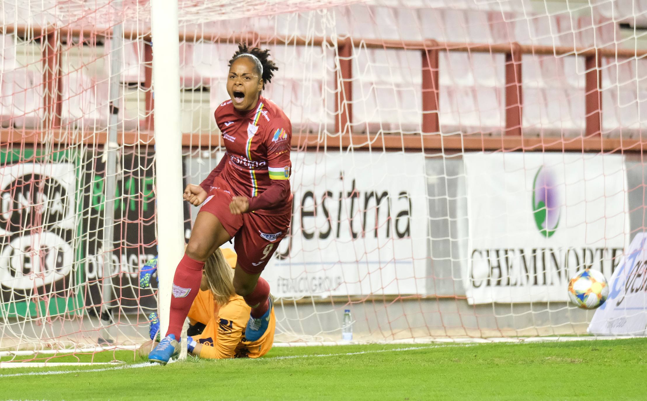 Fotos: Las imágenes de la histórica clasificación del EDF para las semifinales de la Copa de la Reina