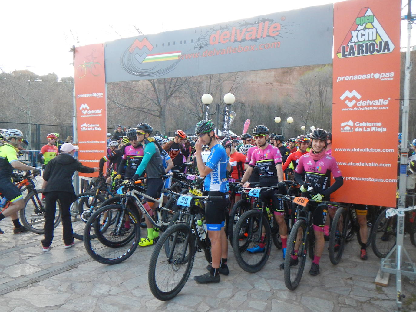 Fotos: Medio millar de ciclistas se citan en Arnedo