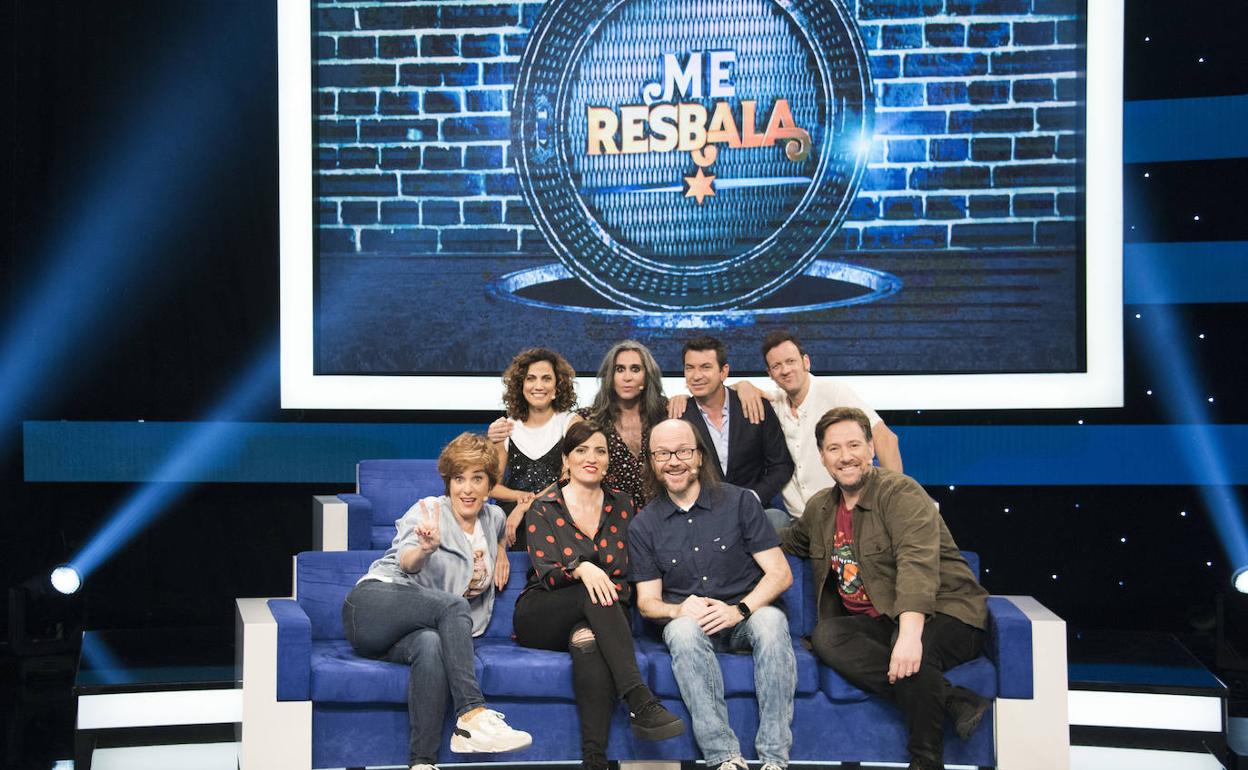 El elenco de 'Me resbala', con los protagonistas de esta entrega.