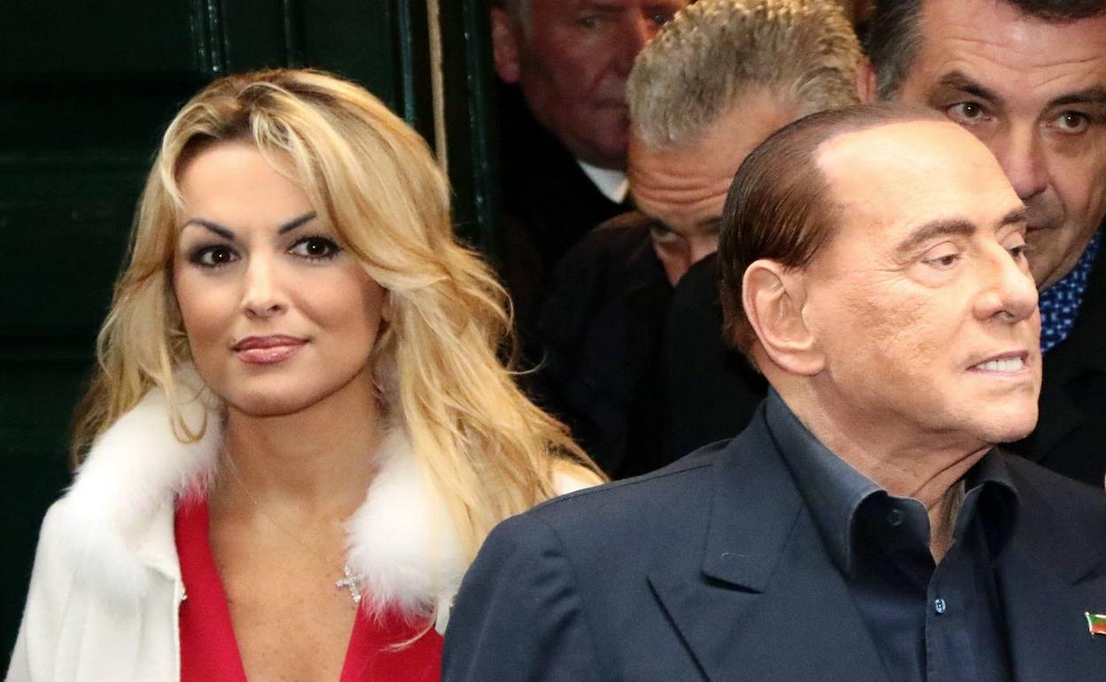 Francesca Pascale y Silvio Berlusconi. 