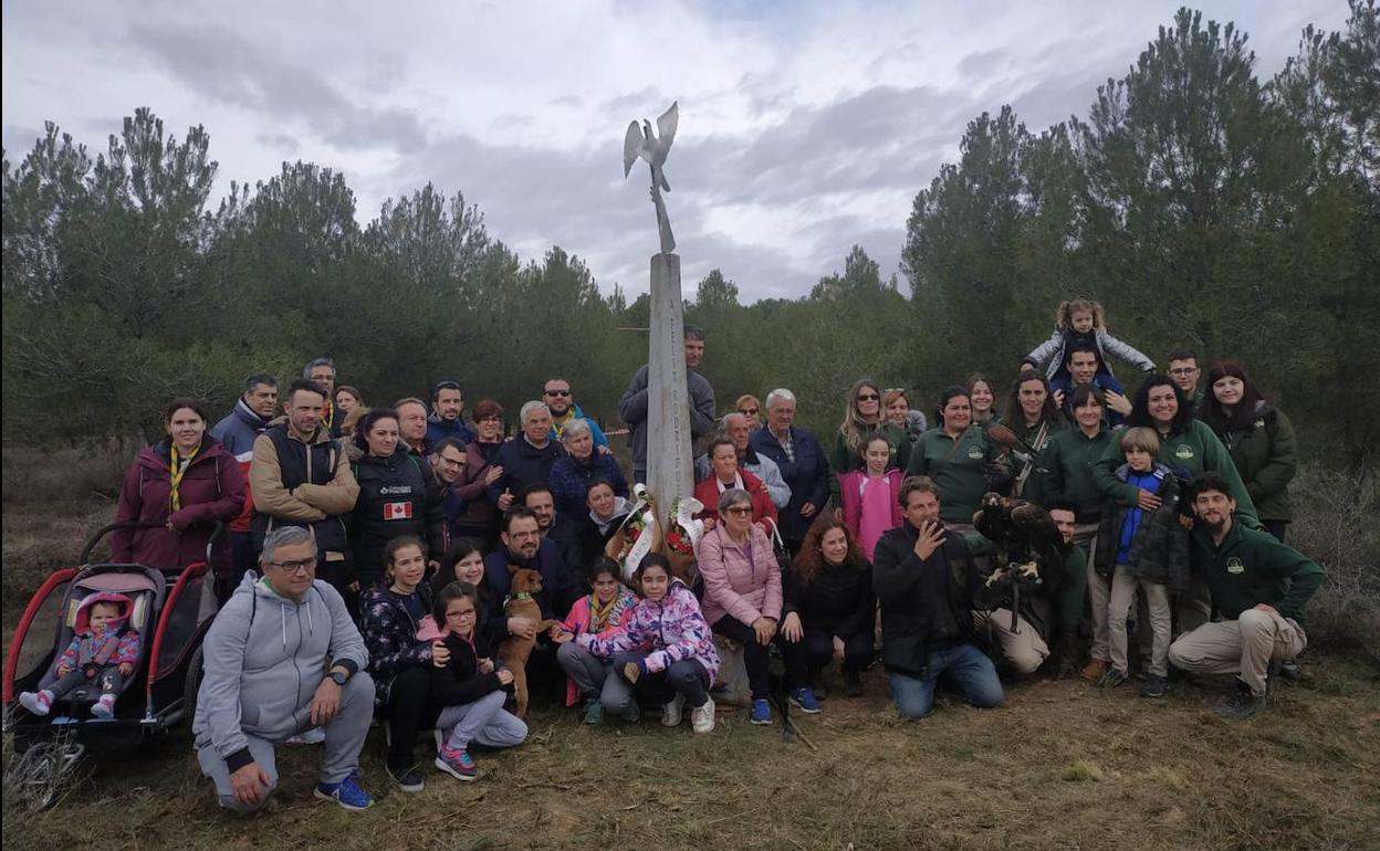 Homenaje a Félix Rodríguez de la Fuente en La Degollada de Calahorra