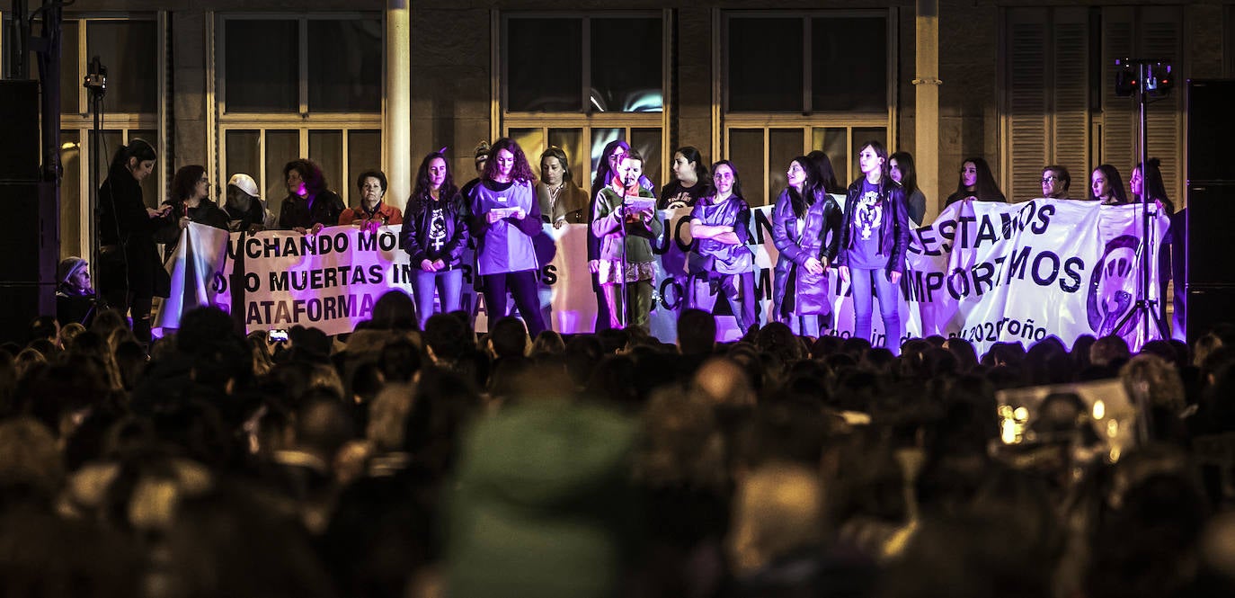 Fotos: 8M: Manifestación del Día Internacional de la Mujer en Logroño