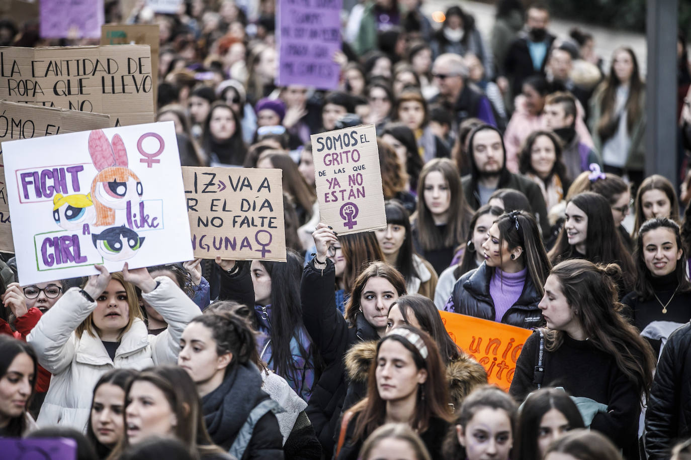 Fotos: 8M: Manifestación del Día Internacional de la Mujer en Logroño