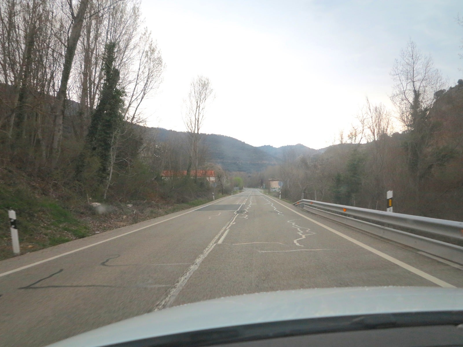 Fotos: Bares cerrados en Cameros y la N-111 vacía como consecuencia del coronavirus