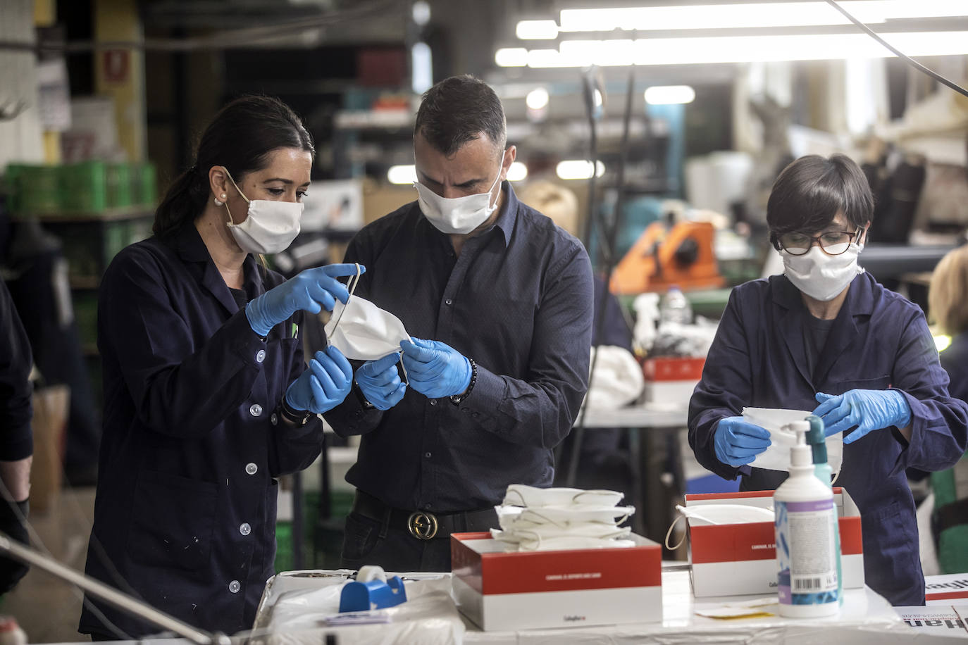 Fotos coronavirus en La Rioja: Arnedo, una gran cadena solidaria