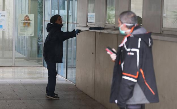 Once muertos más por COVID-19 en La Rioja, que alcanza los 2.083 infectados