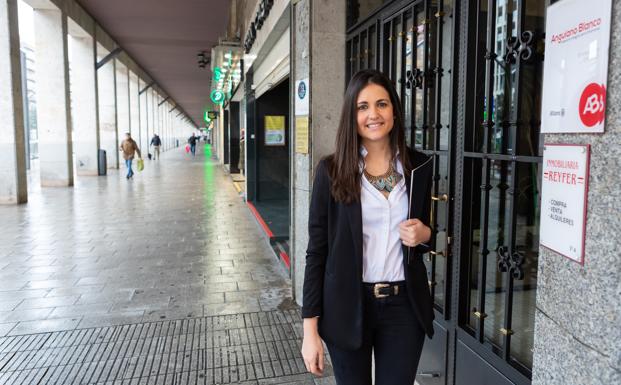 Lidia López, en la asesoría Anguiano Blanco, en Gran Vía.