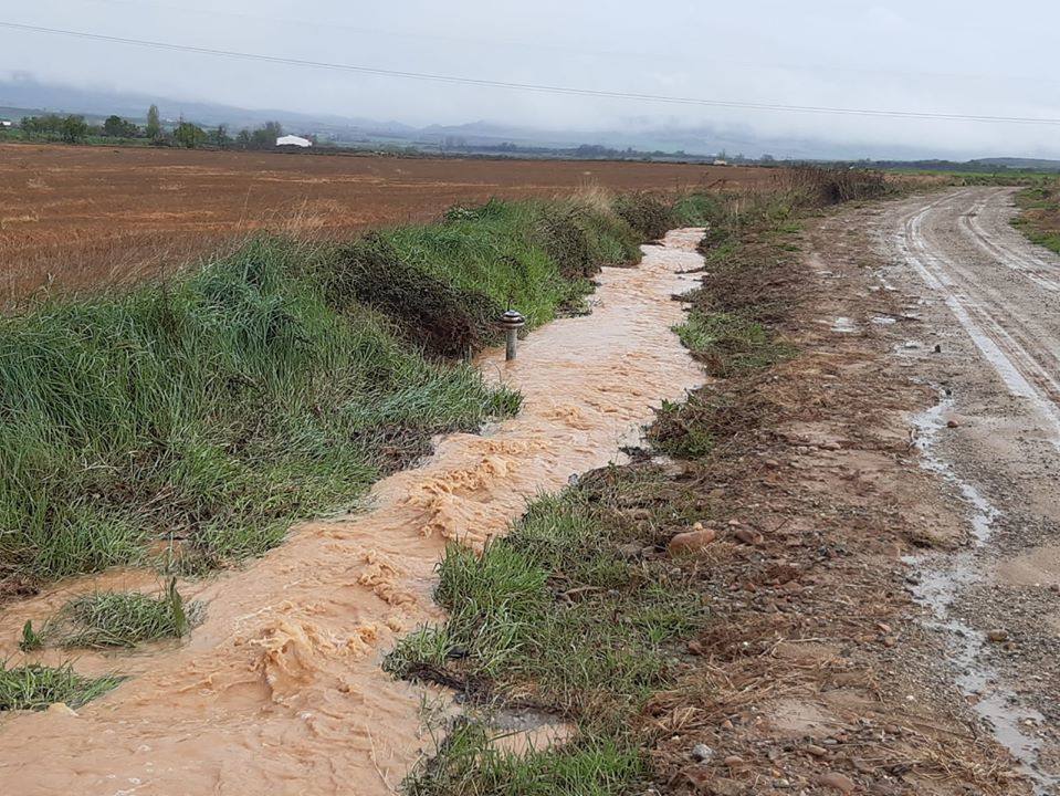 Fotos: La lluvia provoca inundaciones en el regadío de Corera